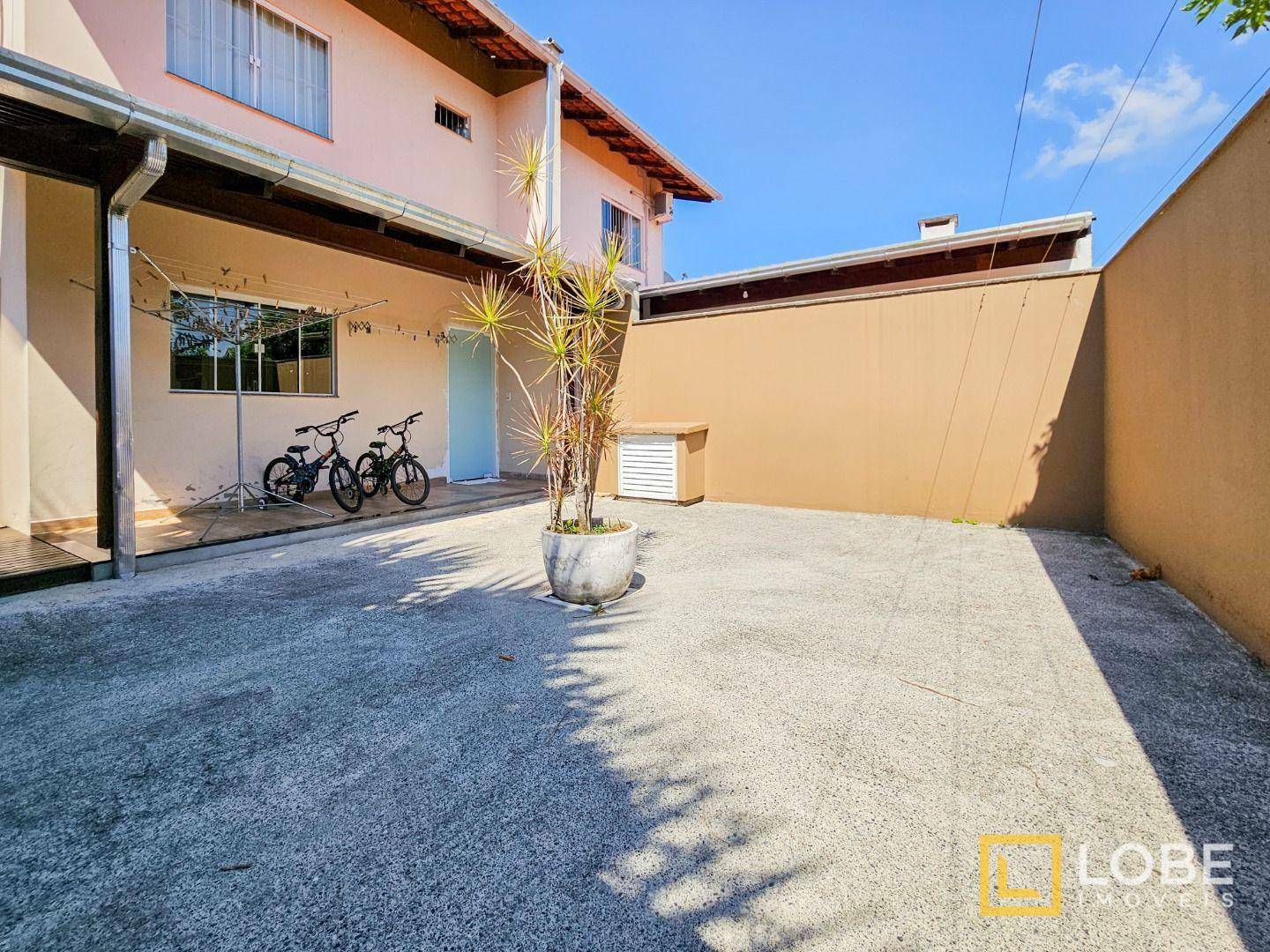 Casa à venda com 3 quartos, 149m² - Foto 19