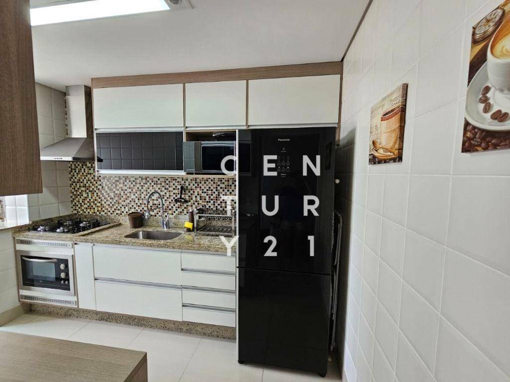 Apartamento à venda com 2 quartos, 68m² - Foto 13