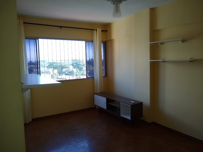 Apartamento à venda com 2 quartos, 62m² - Foto 1