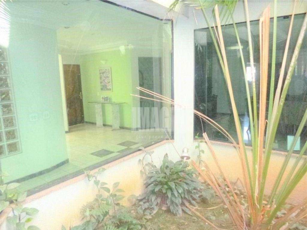 Sobrado para alugar com 4 quartos, 600m² - Foto 12