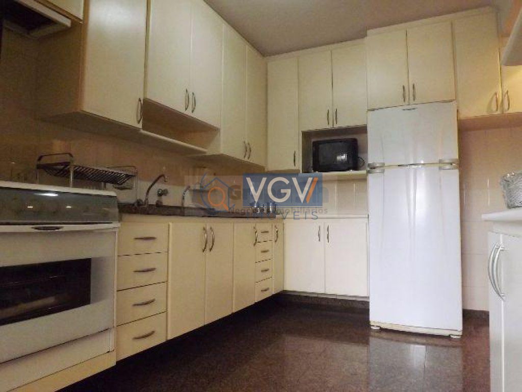 Apartamento à venda com 3 quartos, 113m² - Foto 4