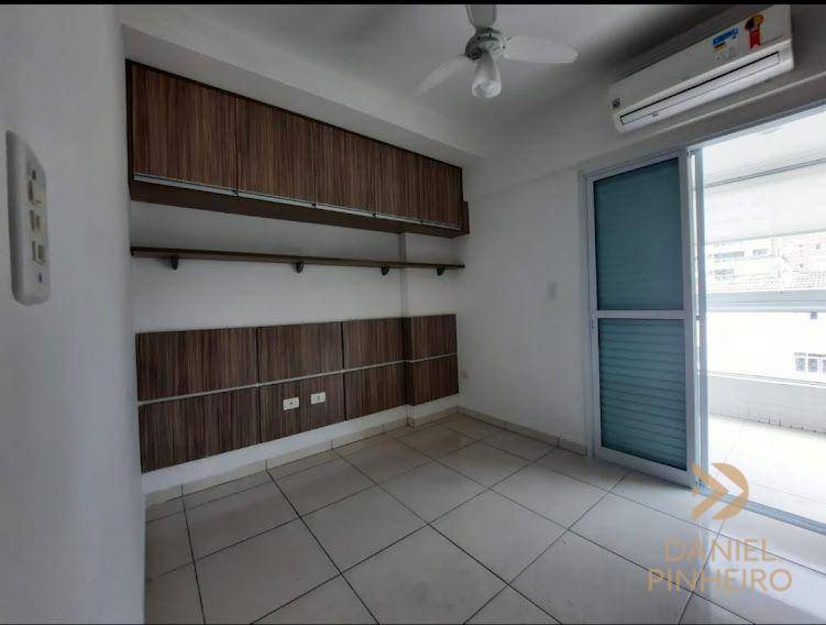 Apartamento à venda com 2 quartos, 80m² - Foto 13