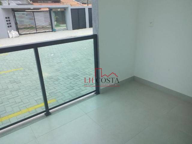 Apartamento à venda com 2 quartos, 70m² - Foto 4