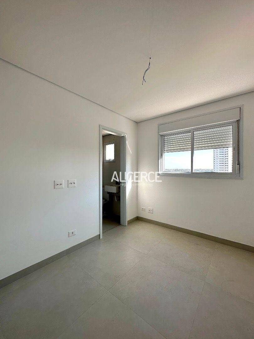 Apartamento à venda com 3 quartos, 150m² - Foto 26