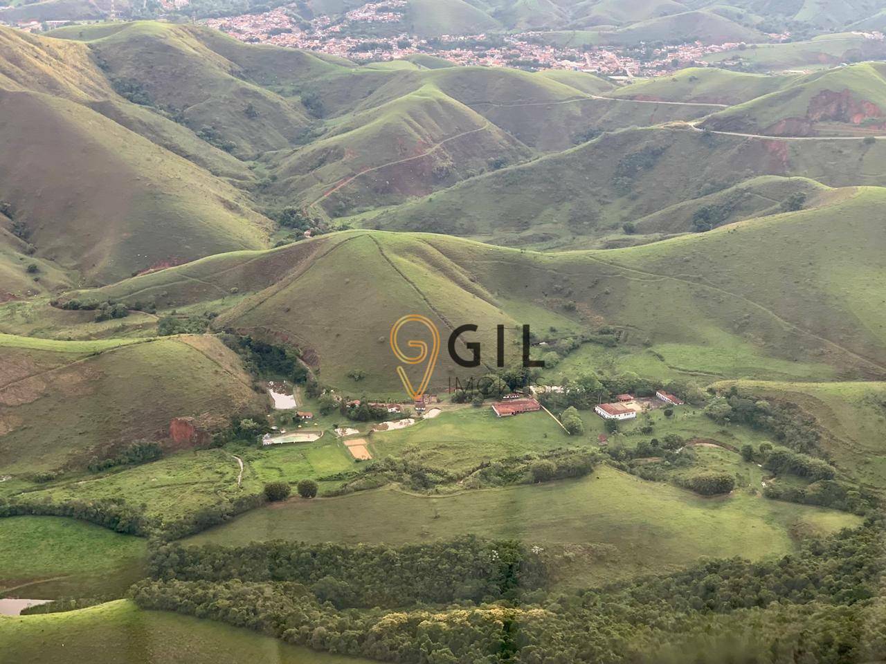 Fazenda à venda com 23 quartos, 1333100M2 - Foto 29