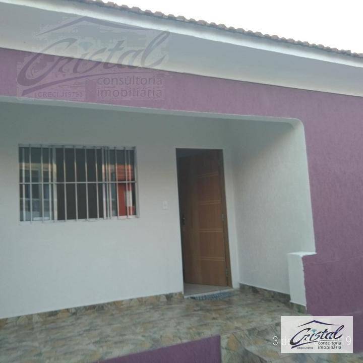 Casa à venda com 4 quartos, 70m² - Foto 2