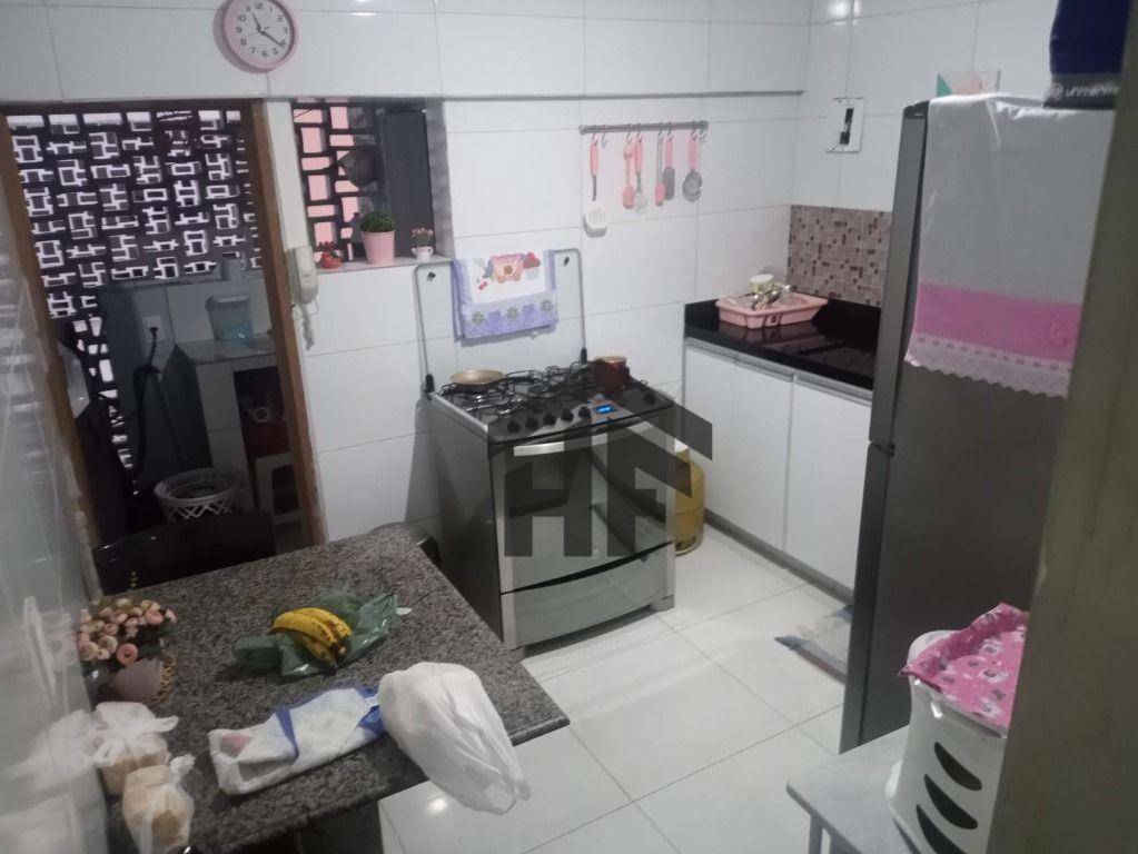 Apartamento à venda com 3 quartos, 100m² - Foto 4
