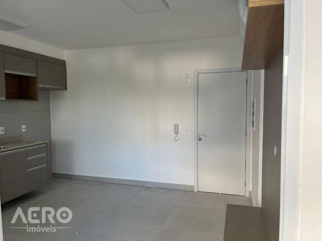 Apartamento para alugar com 1 quarto, 42m² - Foto 8