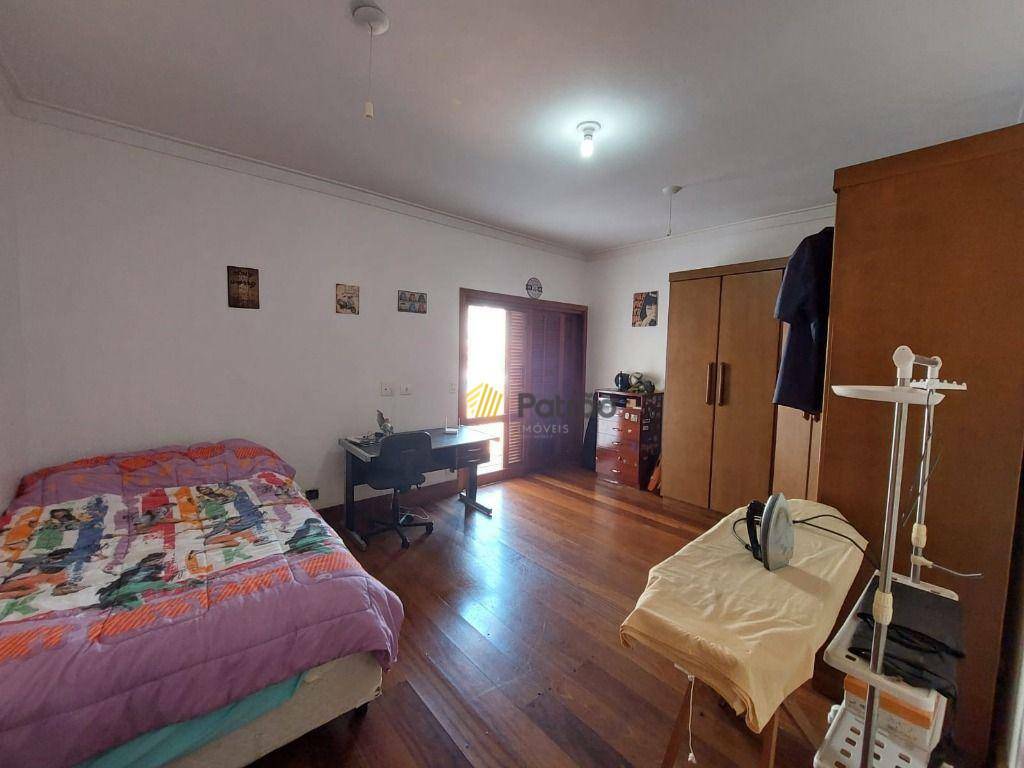 Sobrado à venda com 4 quartos, 384m² - Foto 43