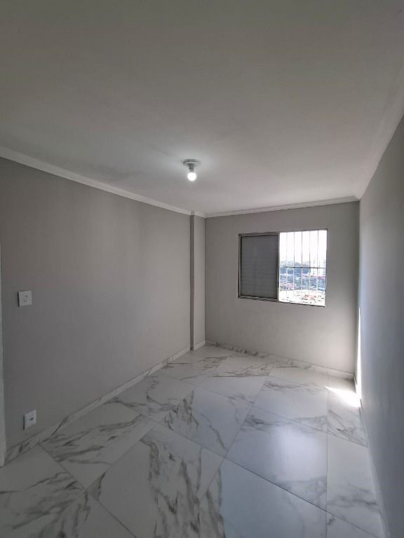 Apartamento à venda com 2 quartos, 54m² - Foto 2