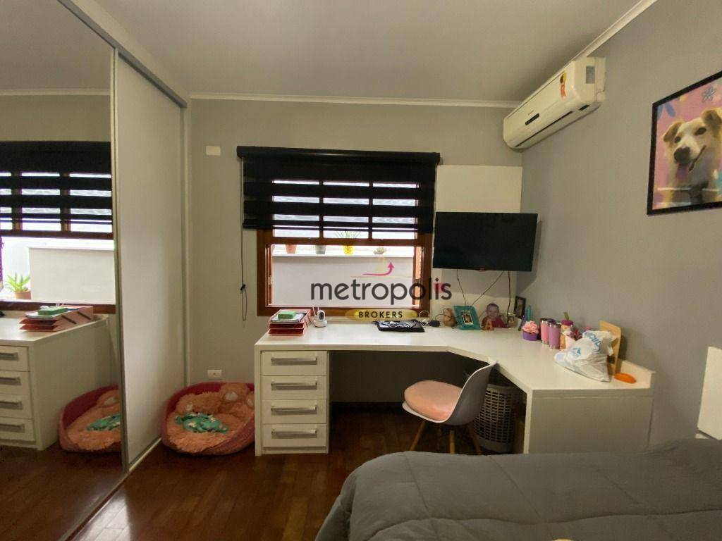 Casa à venda com 3 quartos, 251m² - Foto 27