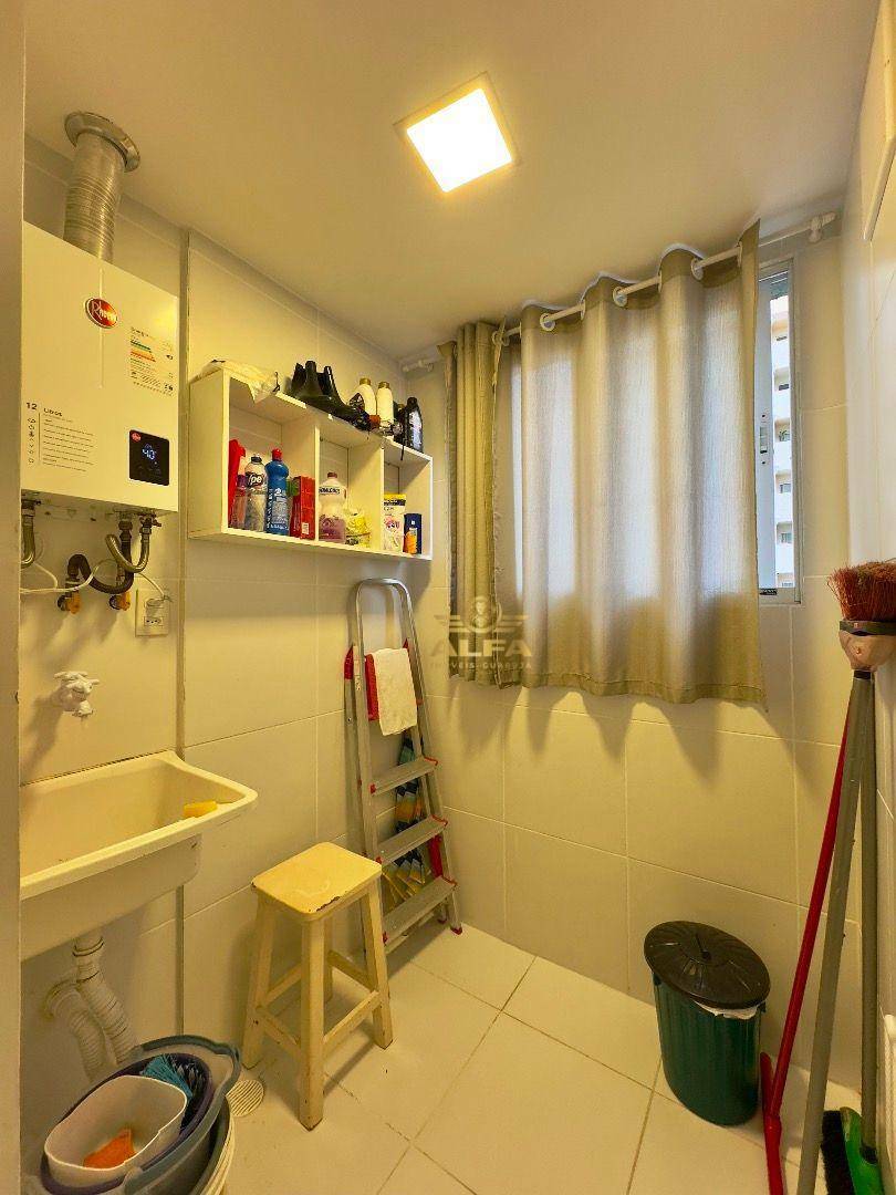 Apartamento à venda com 2 quartos, 60m² - Foto 17