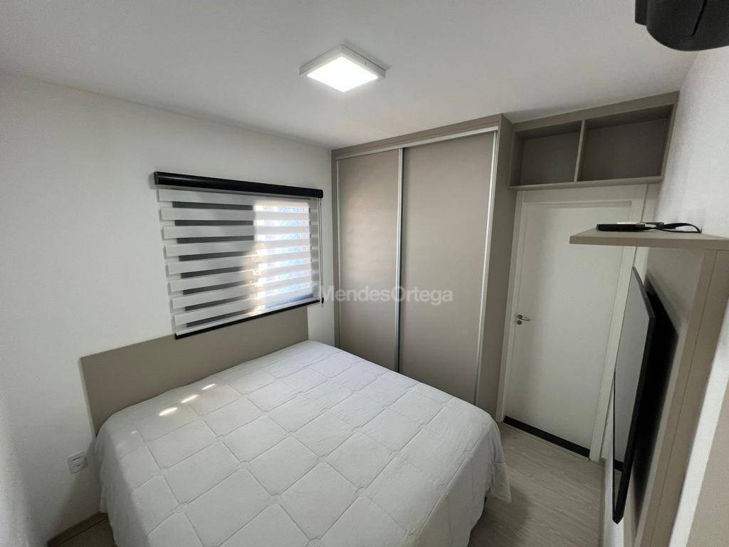 Apartamento à venda com 2 quartos, 57m² - Foto 10