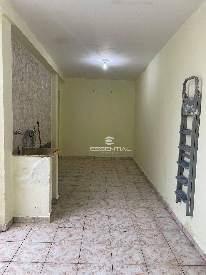 Casa à venda e aluguel com 3 quartos, 150m² - Foto 22