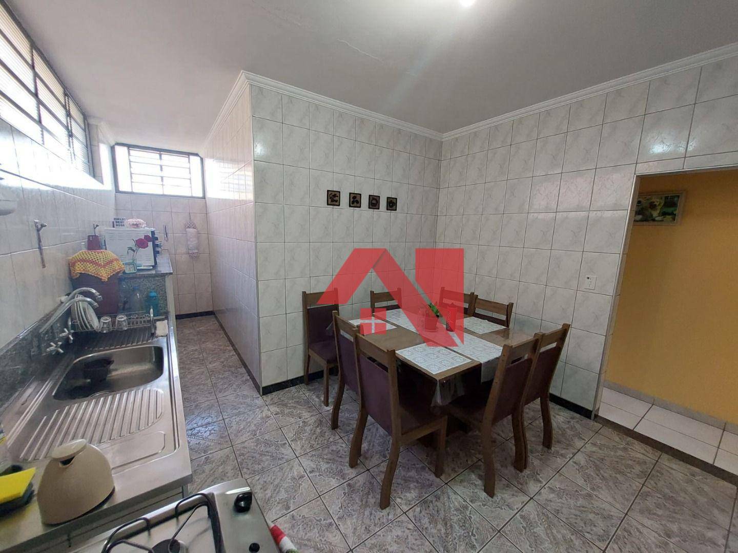 Casa à venda com 3 quartos, 107m² - Foto 11