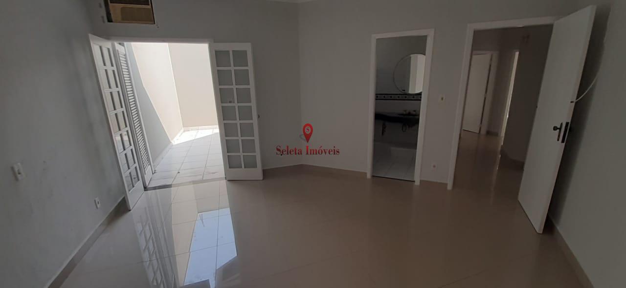 Casa para alugar com 3 quartos, 184m² - Foto 25