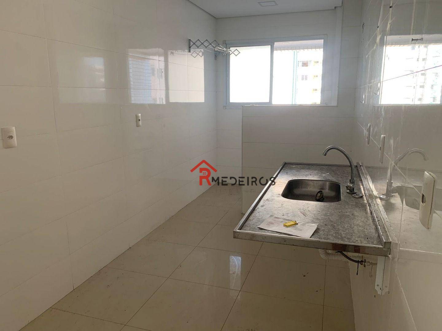 Apartamento para alugar com 2 quartos, 95m² - Foto 27