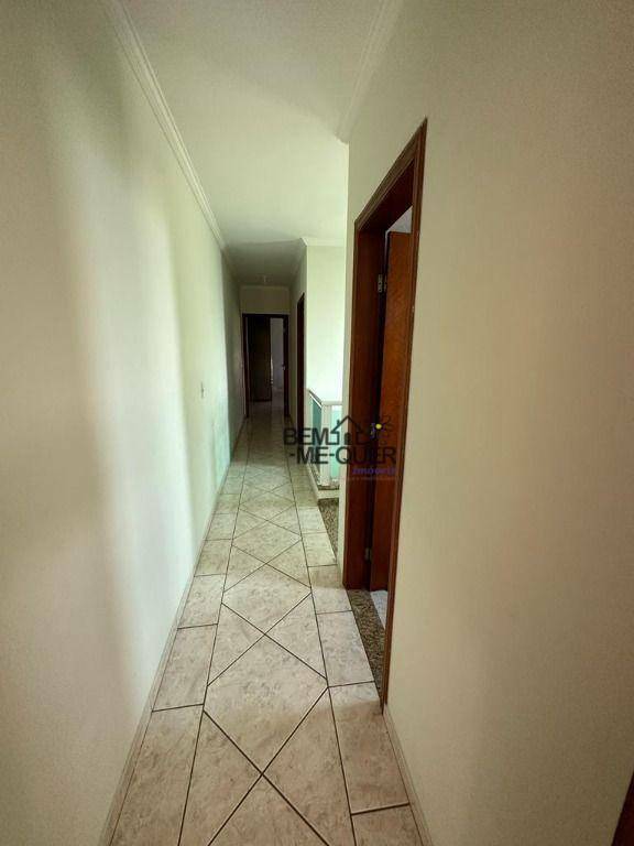 Sobrado à venda com 3 quartos, 200m² - Foto 23