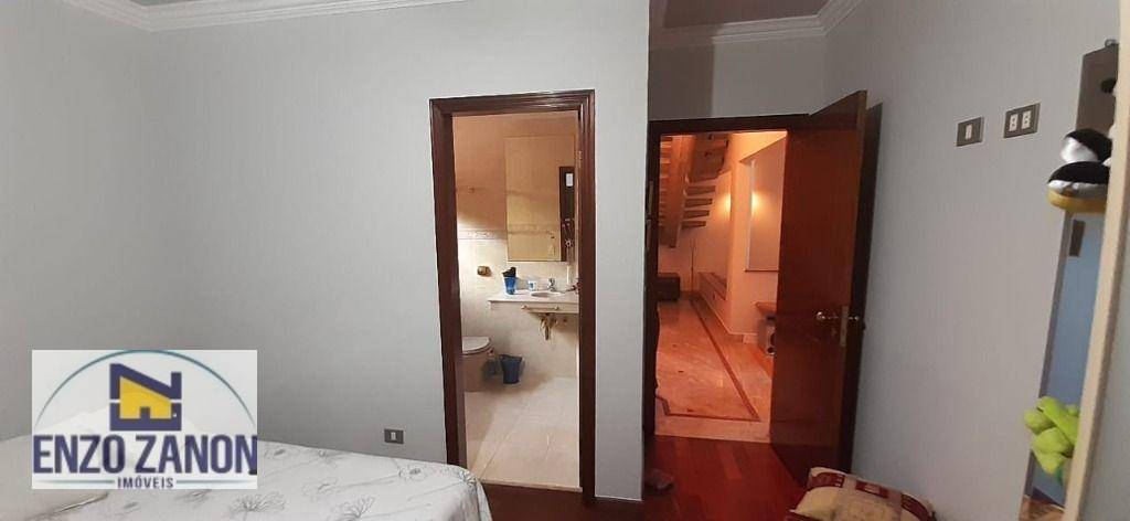 Sobrado à venda com 3 quartos, 277m² - Foto 29