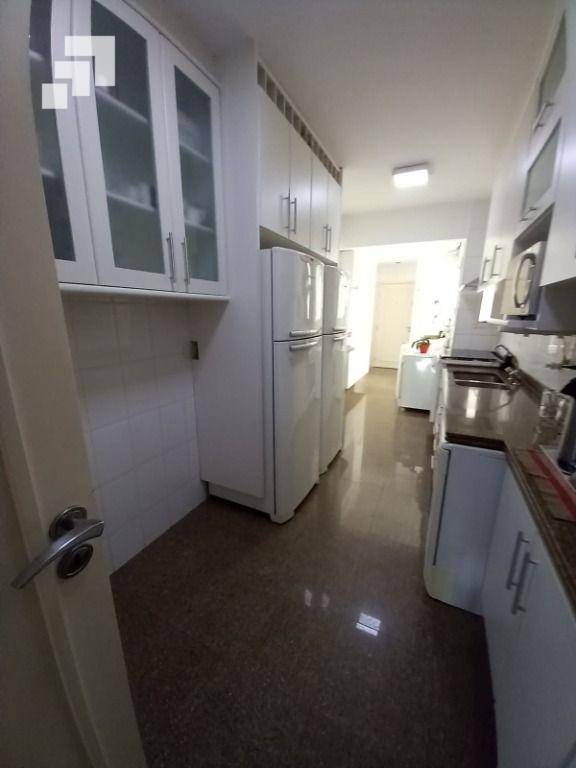 Apartamento à venda com 3 quartos, 115m² - Foto 9