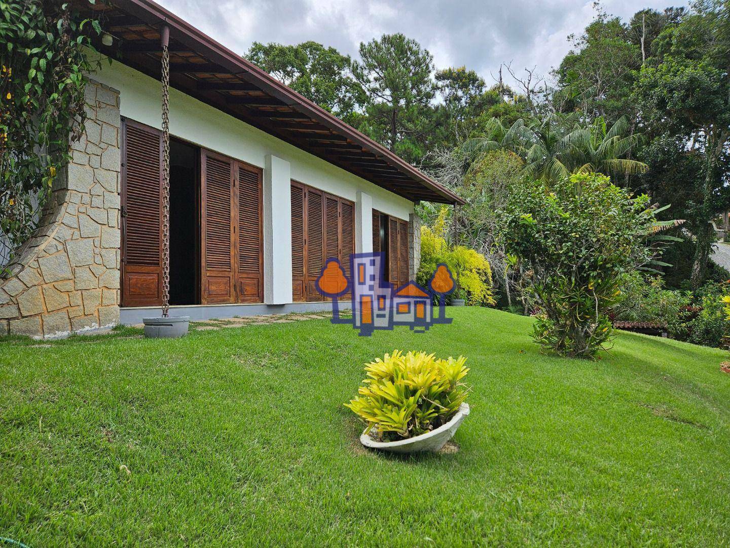 Casa à venda com 4 quartos, 300m² - Foto 63