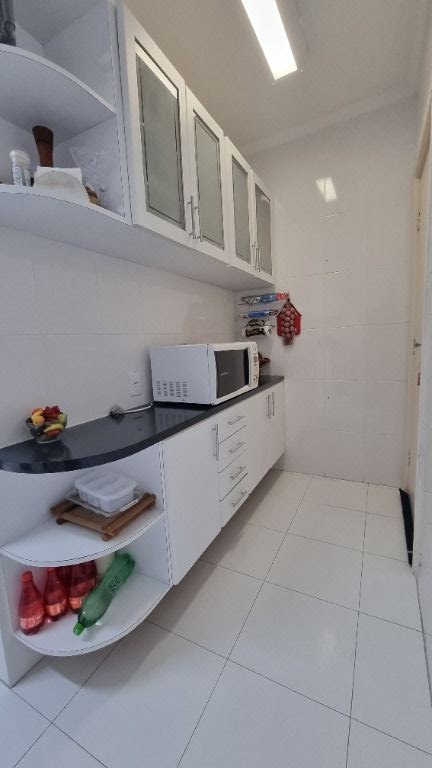 Apartamento à venda com 2 quartos, 98m² - Foto 13