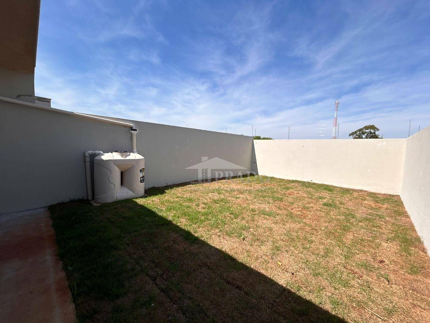 Casa à venda com 2 quartos, 69m² - Foto 16