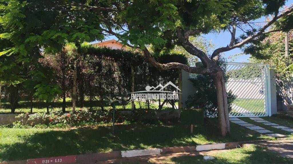 Casa de Condomínio à venda com 4 quartos, 350m² - Foto 1