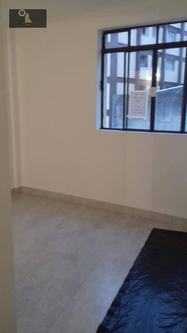 Apartamento à venda com 1 quarto, 28m² - Foto 2