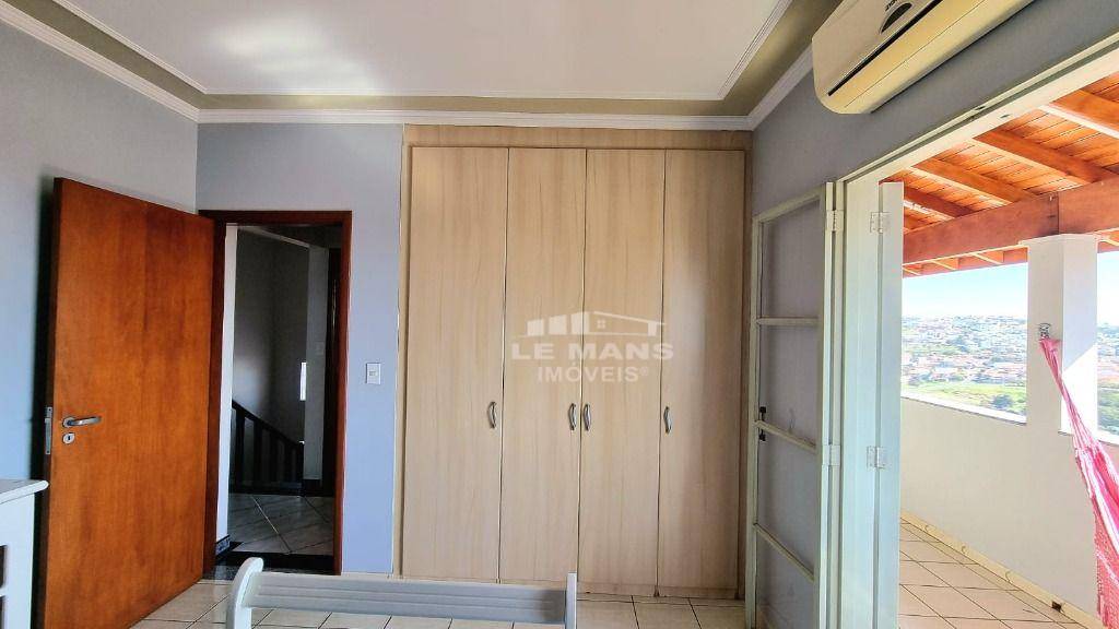 Casa à venda com 3 quartos, 237m² - Foto 22