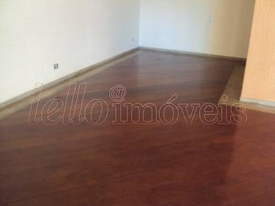 Apartamento para alugar com 4 quartos, 202m² - Foto 12