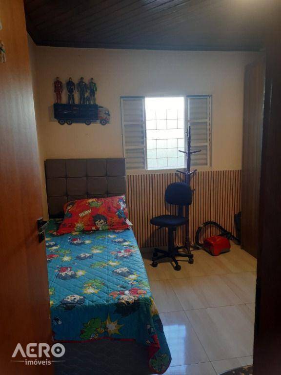 Casa à venda com 3 quartos, 173m² - Foto 6