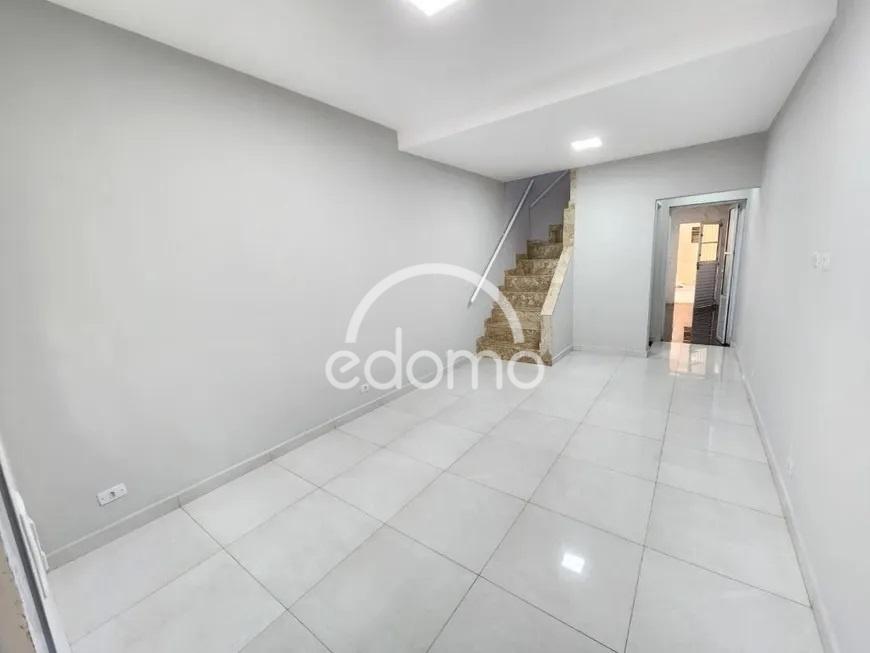 Casa para alugar com 3 quartos, 84m² - Foto 1