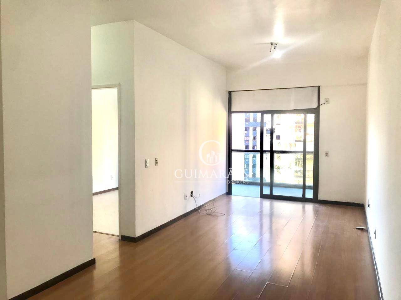 Apartamento à venda com 2 quartos, 90m² - Foto 1