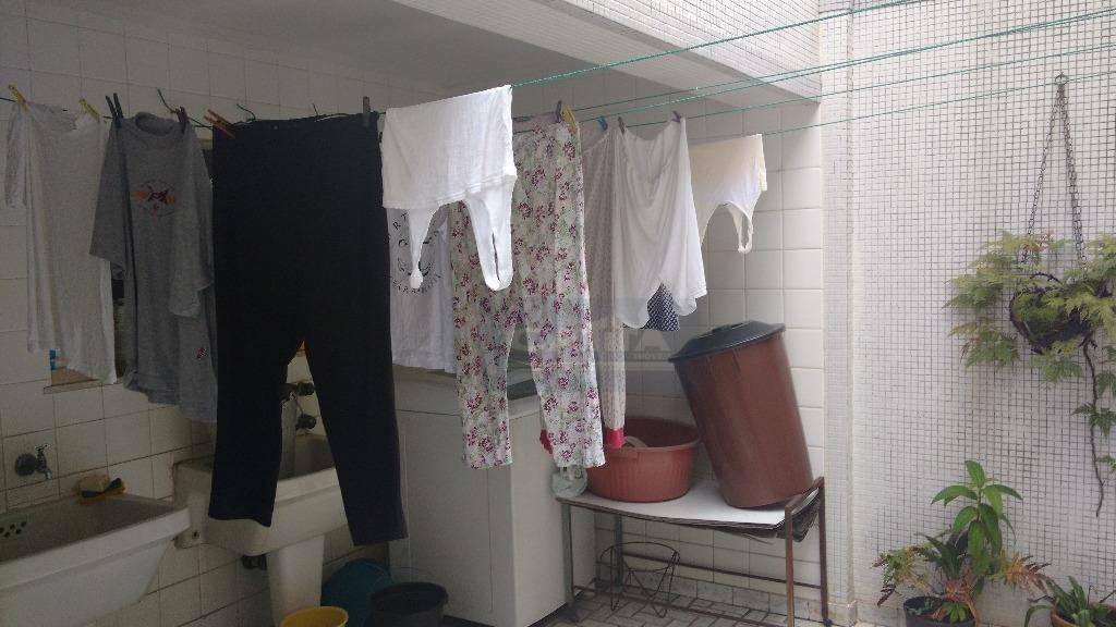 Sobrado à venda com 3 quartos, 231m² - Foto 25