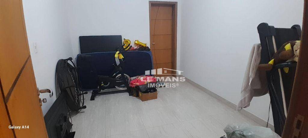 Casa à venda com 5 quartos, 200m² - Foto 50