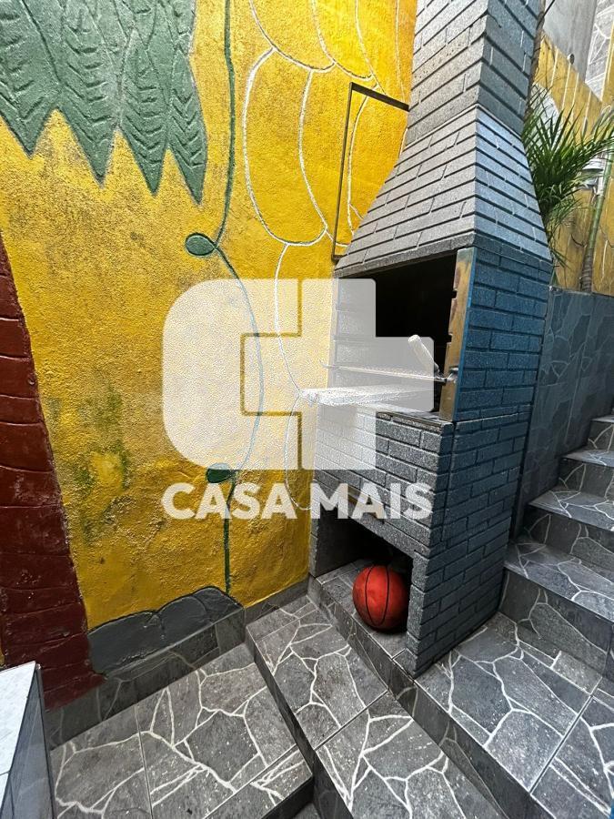 Casa à venda com 6 quartos, 250m² - Foto 12