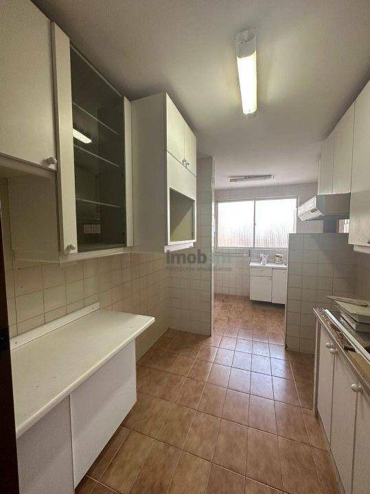 Apartamento à venda com 3 quartos, 90m² - Foto 8