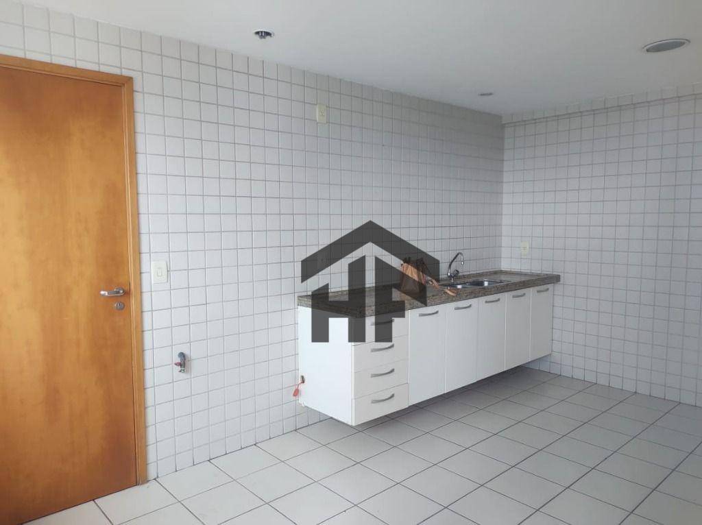 Apartamento à venda com 4 quartos, 152m² - Foto 11