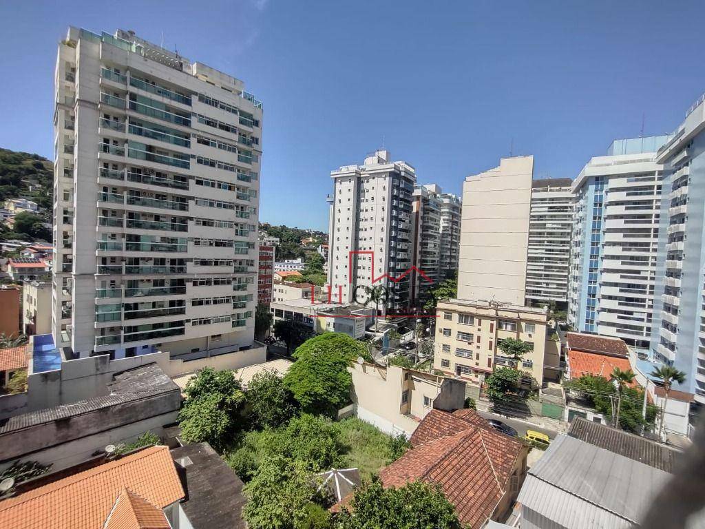 Apartamento à venda com 3 quartos, 113m² - Foto 3