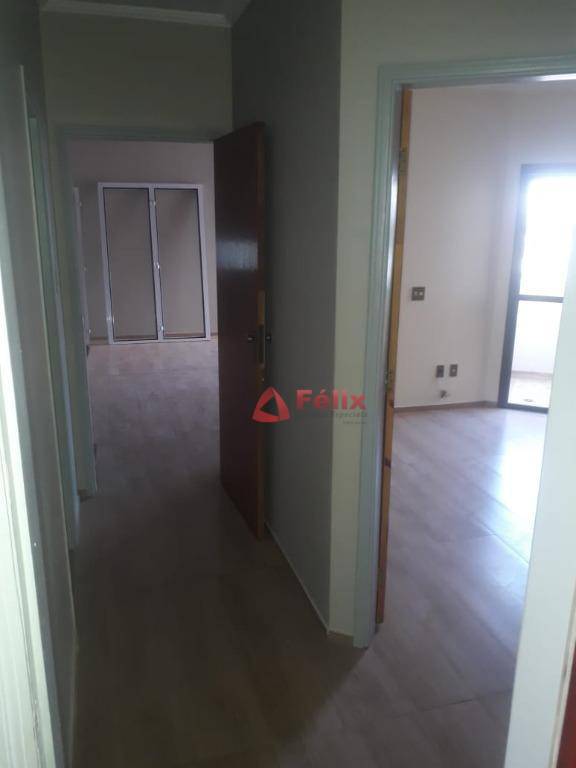 Apartamento à venda com 4 quartos, 140m² - Foto 6