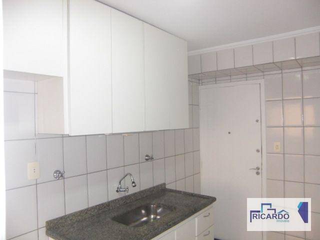 Apartamento à venda com 2 quartos, 78m² - Foto 10