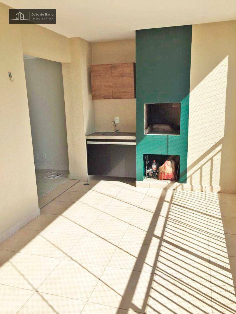 Apartamento à venda com 3 quartos, 87m² - Foto 2