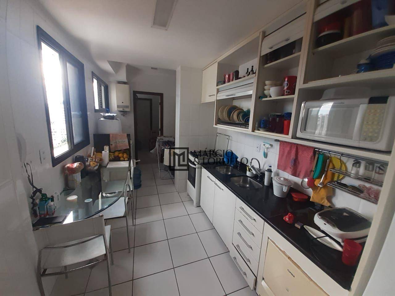 Apartamento à venda com 3 quartos, 115m² - Foto 1