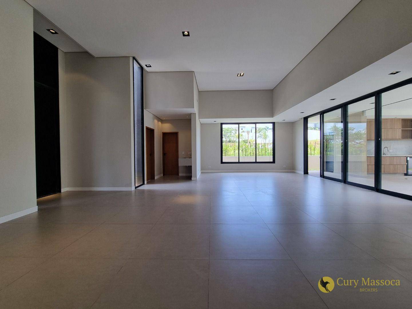 Casa de Condomínio à venda com 4 quartos, 275m² - Foto 4