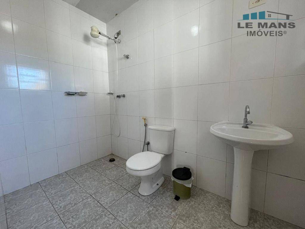 Casa à venda com 3 quartos, 240m² - Foto 22