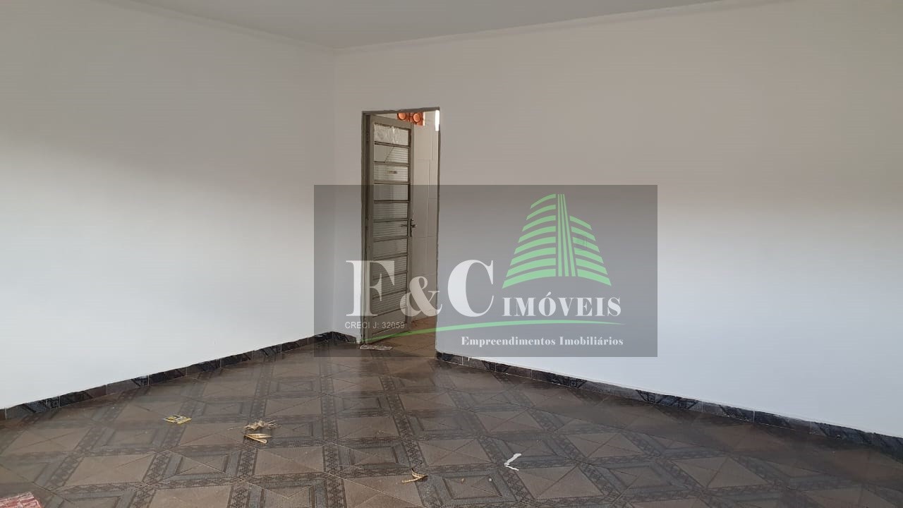 Casa para alugar com 2 quartos, 125m² - Foto 3