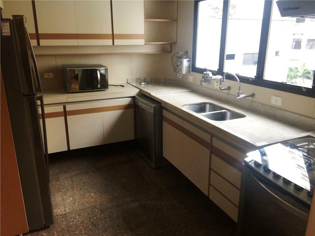 Apartamento à venda e aluguel com 4 quartos, 229m² - Foto 18