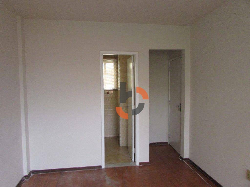 Apartamento à venda com 3 quartos, 97m² - Foto 12