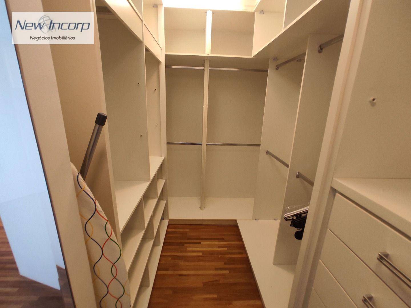 Apartamento para alugar com 1 quarto, 103m² - Foto 15